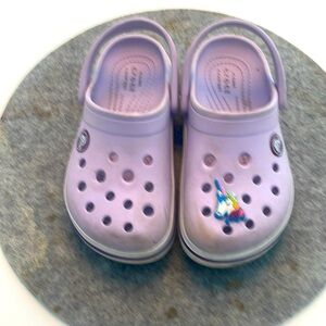 Toddler Girls Light Blue Crocs with Unicorn Jibbit